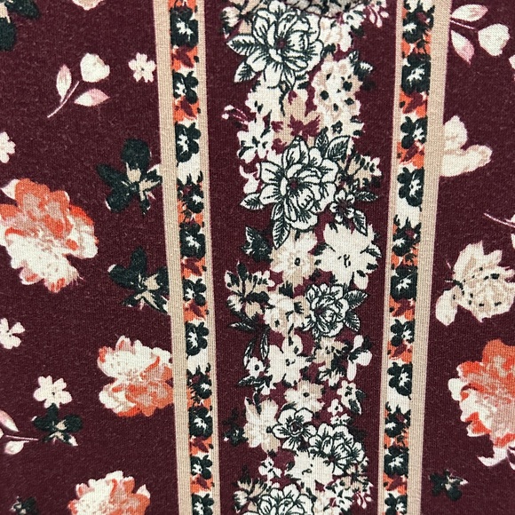 Maurices Burgundy Floral V-Neck Maxi Dress - Picture 3 of 5